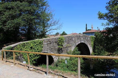 Puente Medieval Melide